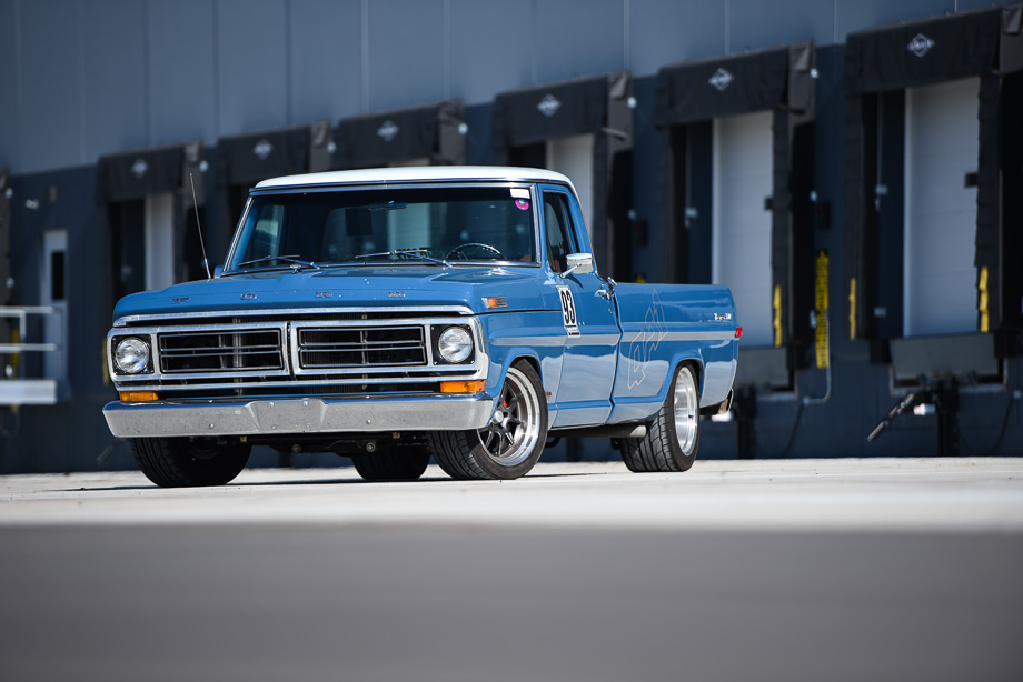 18x12 Rocket Racing wheels and Nitto tires on the 1972 Ford F100 ensure a perfect grip and aggressive stance for performance driving.